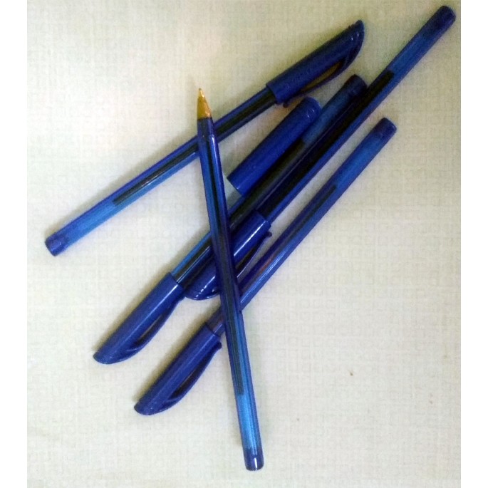 Bolígrafo azul ابلومة_زرقة
